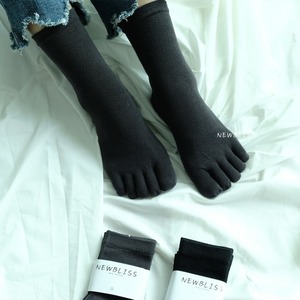 한국인 발에 맞춘 발가락 중목 양말 Toe Long-neck Sock